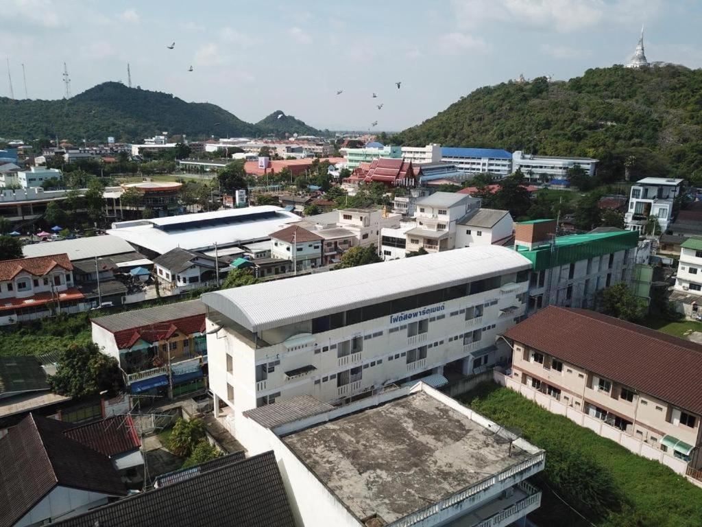 Thanyachatra Boutique Phetchaburi Ngoại thất bức ảnh