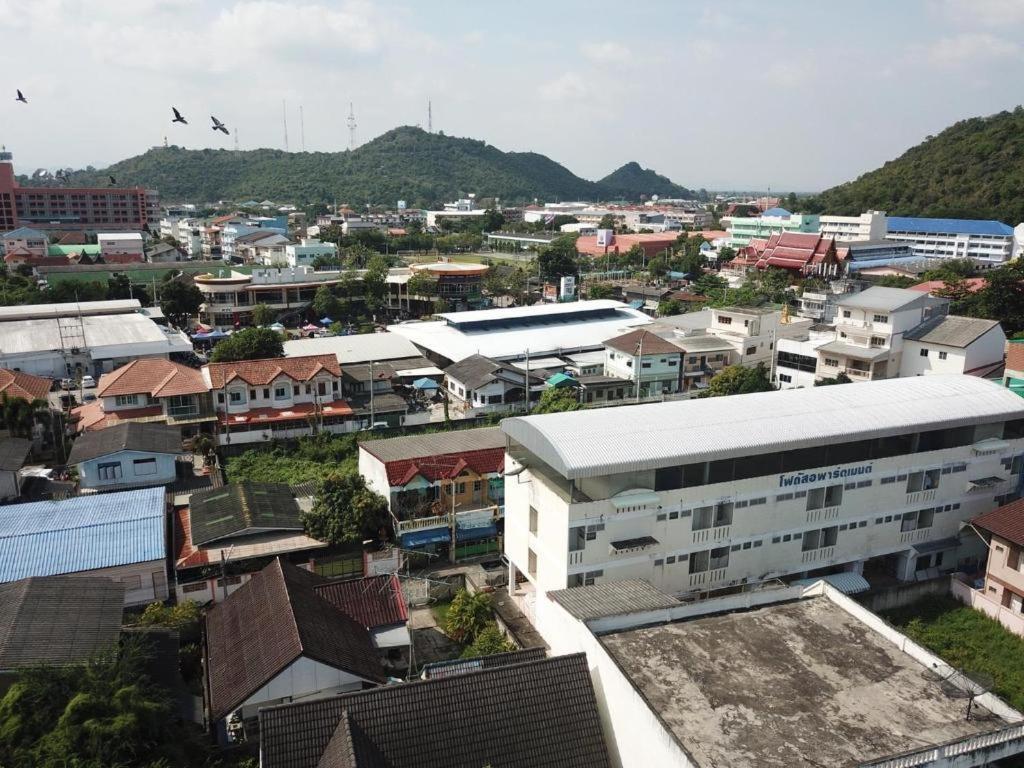 Thanyachatra Boutique Phetchaburi Ngoại thất bức ảnh