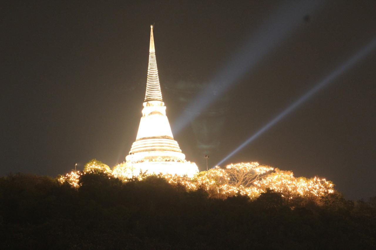 Thanyachatra Boutique Phetchaburi Ngoại thất bức ảnh